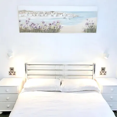 Empress Select Holiday Flats Blackpool Room photo